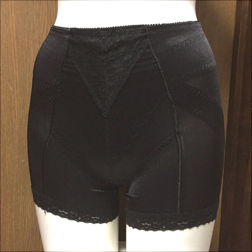 【レディース・補正下着】アツギ　綺麗なボトムライン！ヒップメイクガードル　黒　64サイズ