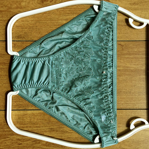 新品【レディース・下着】ワコール/STUDIO FIVE（スタディオファイブ） 豪華ボタニカルレース♪存在感ある美しいランジェ/グリーン Lサイズ/日本製